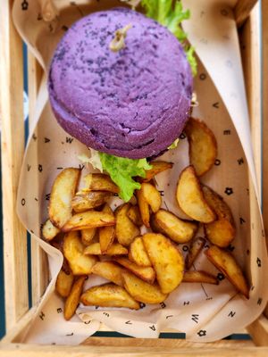  at Flower Burger in Rome