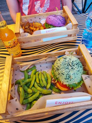  at Flower Burger in Rome