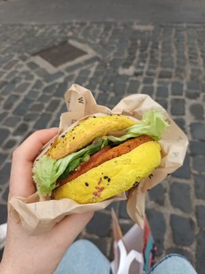 Spicy burger at Flower Burger in Rome