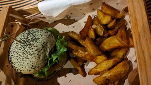 Jungle bbq at Flower Burger in Rome