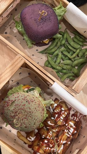 2 sets  at Flower Burger in Rome