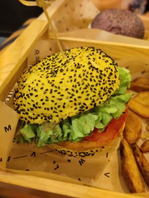  at Flower Burger in Rome