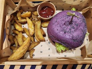  at Flower Burger in Rome