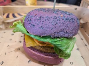  at Flower Burger in Rome