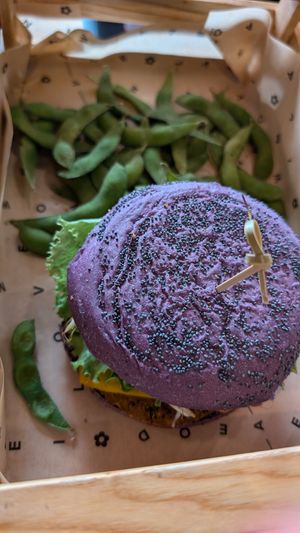 Flower burger with edamame at Flower Burger in Rome