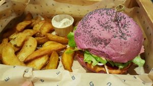 Cherry Burger  at Flower Burger in Rome