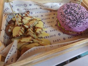  at Flower Burger in Rome