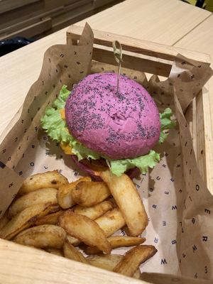 Pink bun  at Flower Burger in Rome