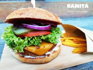 Vegan Burger Rawita at Rawita in Puchov