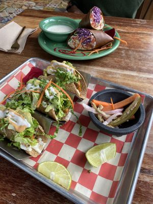 Rainbow Wrap and Rancho Tacos😄#Veganuary at Wild Living Foods in Los Angeles