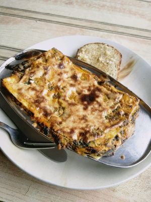 Vegan Lasagna : creamy tomato sauce and spinach fillings at TATTV Cafe in Rishikesh