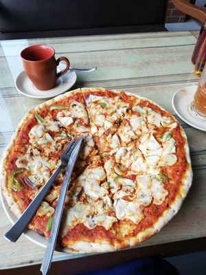 Vegan Pizza at TATTV Cafe in Rishikesh