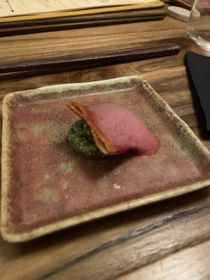 Amuse: cassave crisp at Hearth  in Amsterdam