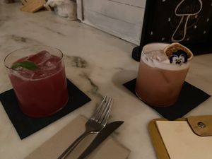 Basil swing (sweet and a bit sour) and Ambrosia (very good and with subtle almond flavour) at Hearth  in Amsterdam