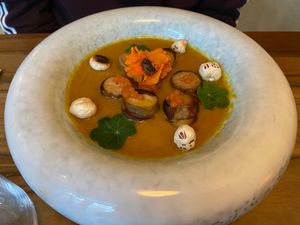 King oyster mushroom with dahl: very tasty but a small portion (starter siize). Only suitable for small eaters at Hearth  in Amsterdam