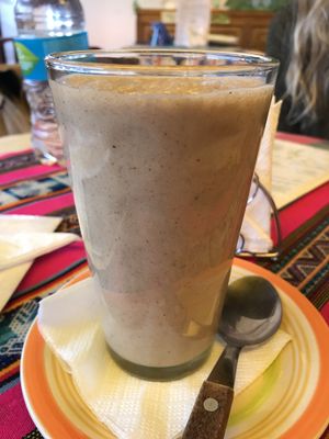 Banana cinnamon smoothie  at Hostal Joshua in Copacabana