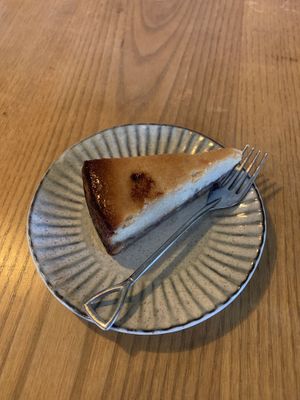 Vegan cheesecake at Bejita in Hamamatsu