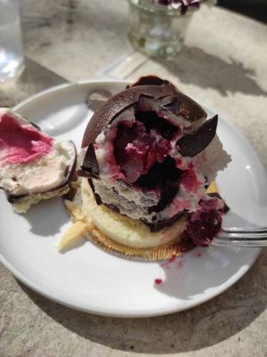 Schwarzwälder Kirsch at Be Sweet in Berlin