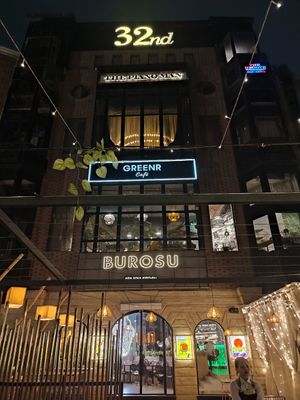  at Greenr Cafe in Gurgaon