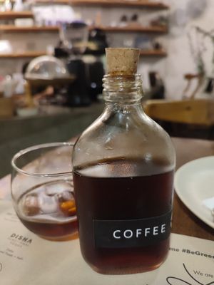  at Greenr Cafe in Gurgaon