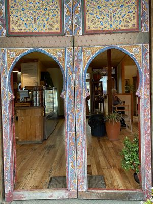 Lovely spot to dine in at Timbuktu Nomadic Deli in Waiheke Island