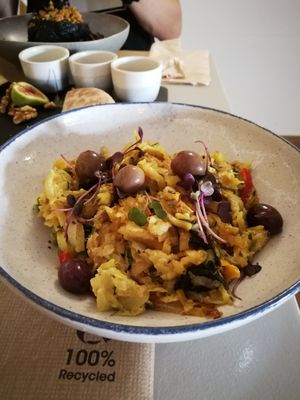 Jaca a bras at Outro Lado in Faro