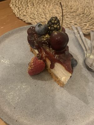 Cheesecake   at Outro Lado in Faro