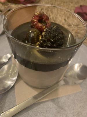 Mouse de chocolate   at Outro Lado in Faro