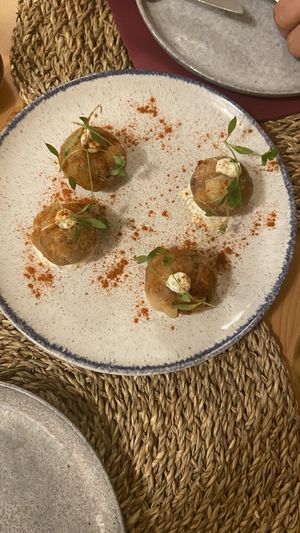 Bolinhas de alheira   at Outro Lado in Faro