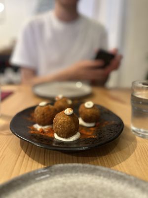   at Outro Lado in Faro