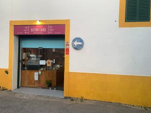 Exterior at Outro Lado in Faro