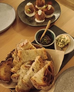 Appetizers at Outro Lado in Faro