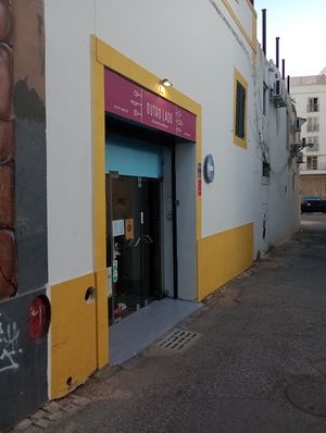 Outside at Outro Lado in Faro