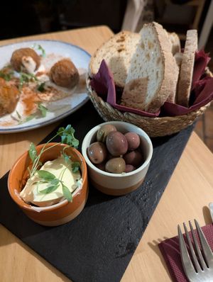  at Outro Lado in Faro