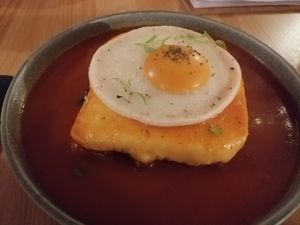 Francesinha at Outro Lado in Faro
