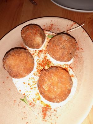  at Outro Lado in Faro