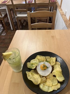   at Outro Lado in Faro