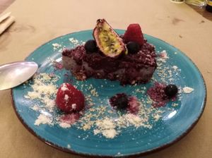 Cheesecake at Outro Lado in Faro