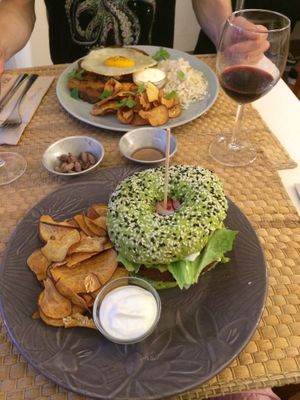 not exactly what we were expecting at Outro Lado in Faro