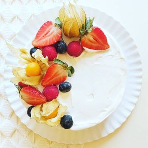 Lemon cake. at Outro Lado in Faro