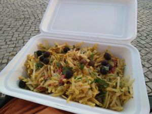 Veggies a la bras at Outro Lado in Faro