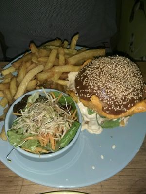 cena à dos  at De Rode Koe in Lille