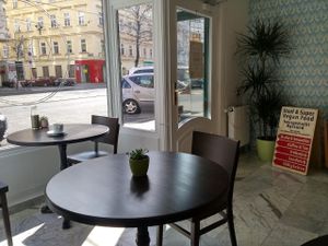 entrance at KONOÏ Hemp Milk Bar in Vienna