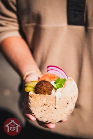 falafel pitta at Gojo Paradiso in Kyoto