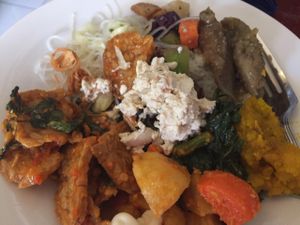 food from buffet at Sawobali  in Ubud