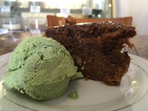 Matcha ice cream and carrot cake at Sawobali  in Ubud