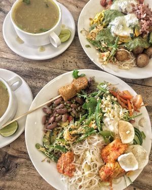 Buffet: soup beans rice noodles kimchi kroepoep beans Tempeh  at Sawobali  in Ubud