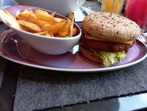 Wolpertinger mit Goldfritten at Hans im Glück in Recklinghausen