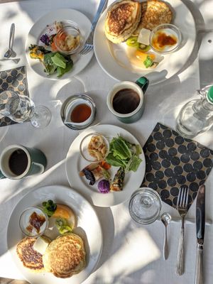 Holiday Brunch at SOL in Toyama