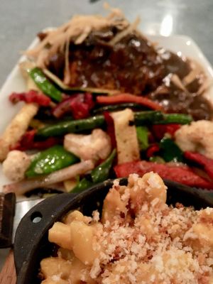 Southern fried chick-n with Mac-n-cheese at V-Eats in Dallas